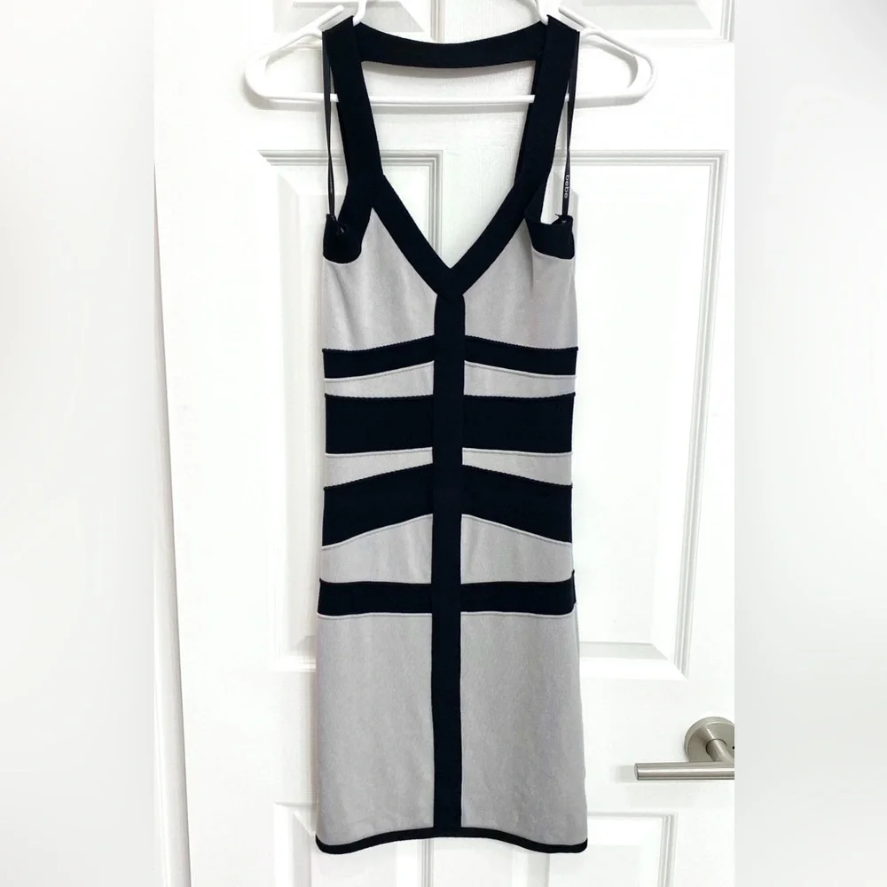 NWOT - Black and Gray Knit Bodycon Dress - Size M - Picture 1 of 4